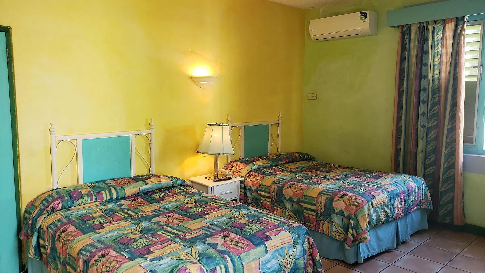 Doctors Cave Beach Hotel Montego Bay Jamaika