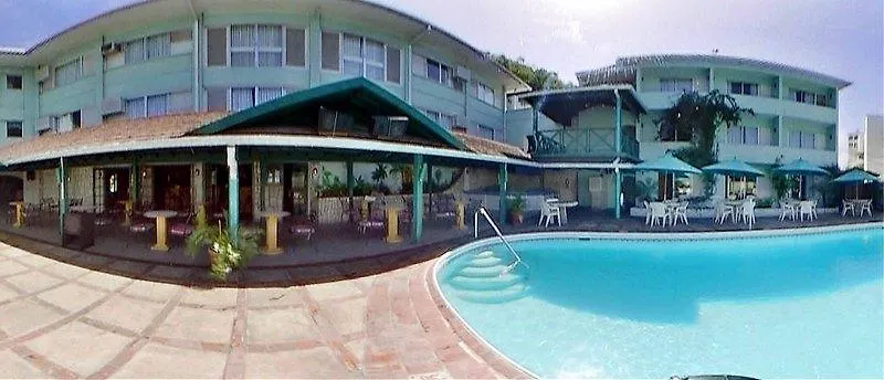 Doctors Cave Beach Hotel Montego Bay
